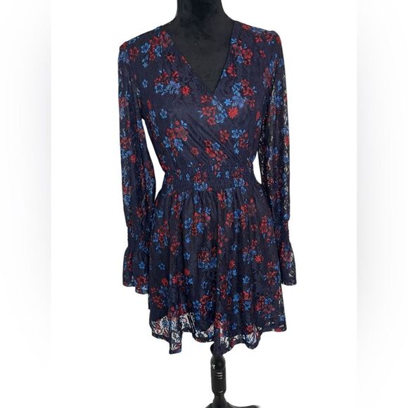 NWOT DISNEY PRINCESS WOMENS BLUE FLORAL LACE LONG SLEEVE V-NECK DRESS SIZE SMALL - Picture 7 of 11